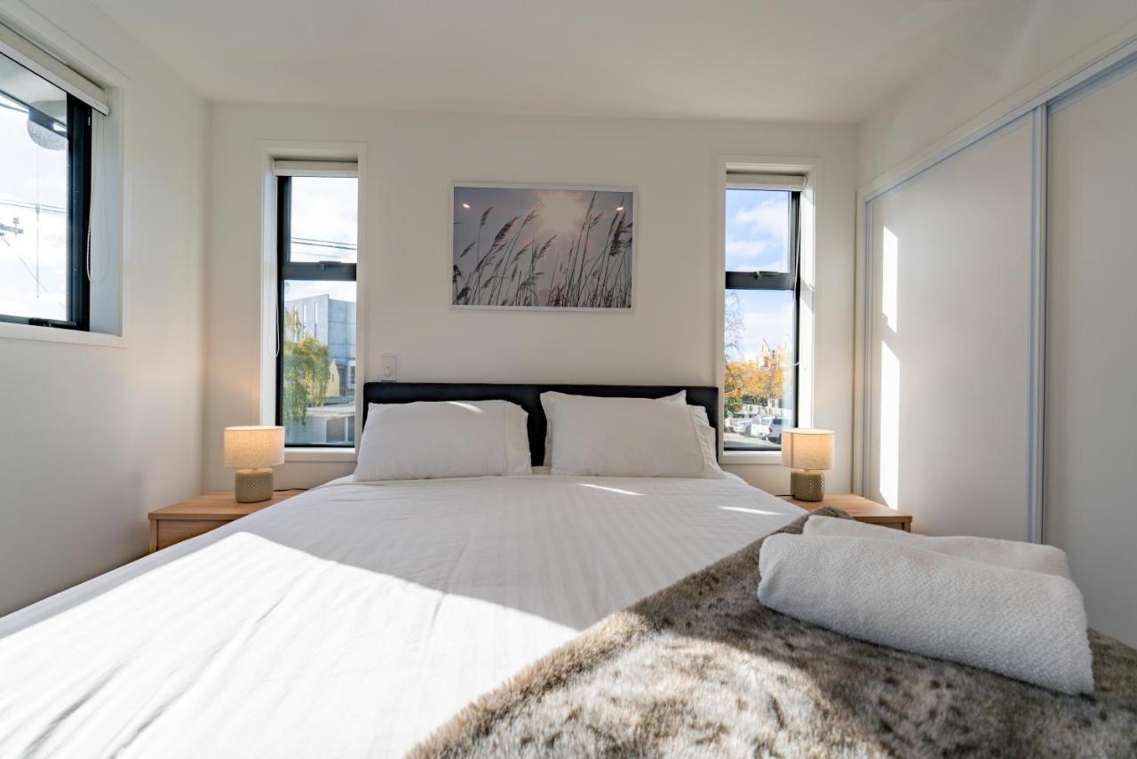 크라이스트처치 King Bed On Hagley Park Corner In The Cbd 아파트 외부 사진