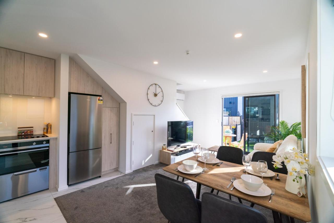 크라이스트처치 King Bed On Hagley Park Corner In The Cbd 아파트 외부 사진